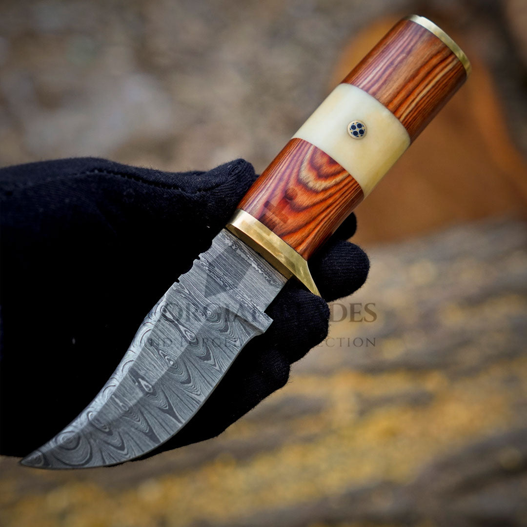 Mike Fink Skinner - CUSTOM HANDMADE FORGED DAMASCUS Steel Hunting Knife Wood & Camel Bone Handle