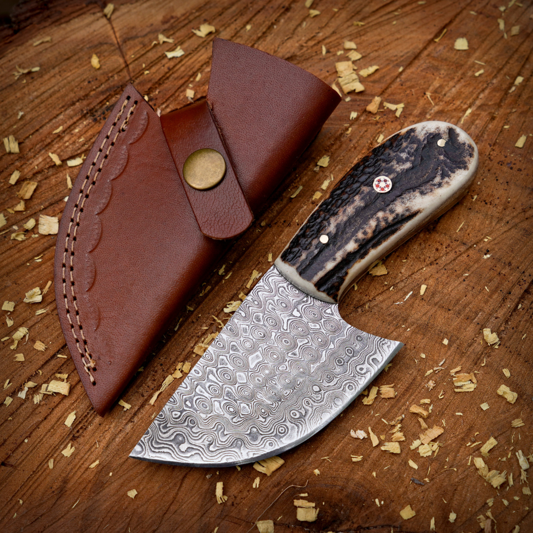 The "Patton Hunter" - Hand-Forged Damascus Steel Blade Skinning Knife – Perfect for Outdoor Enthusiasts