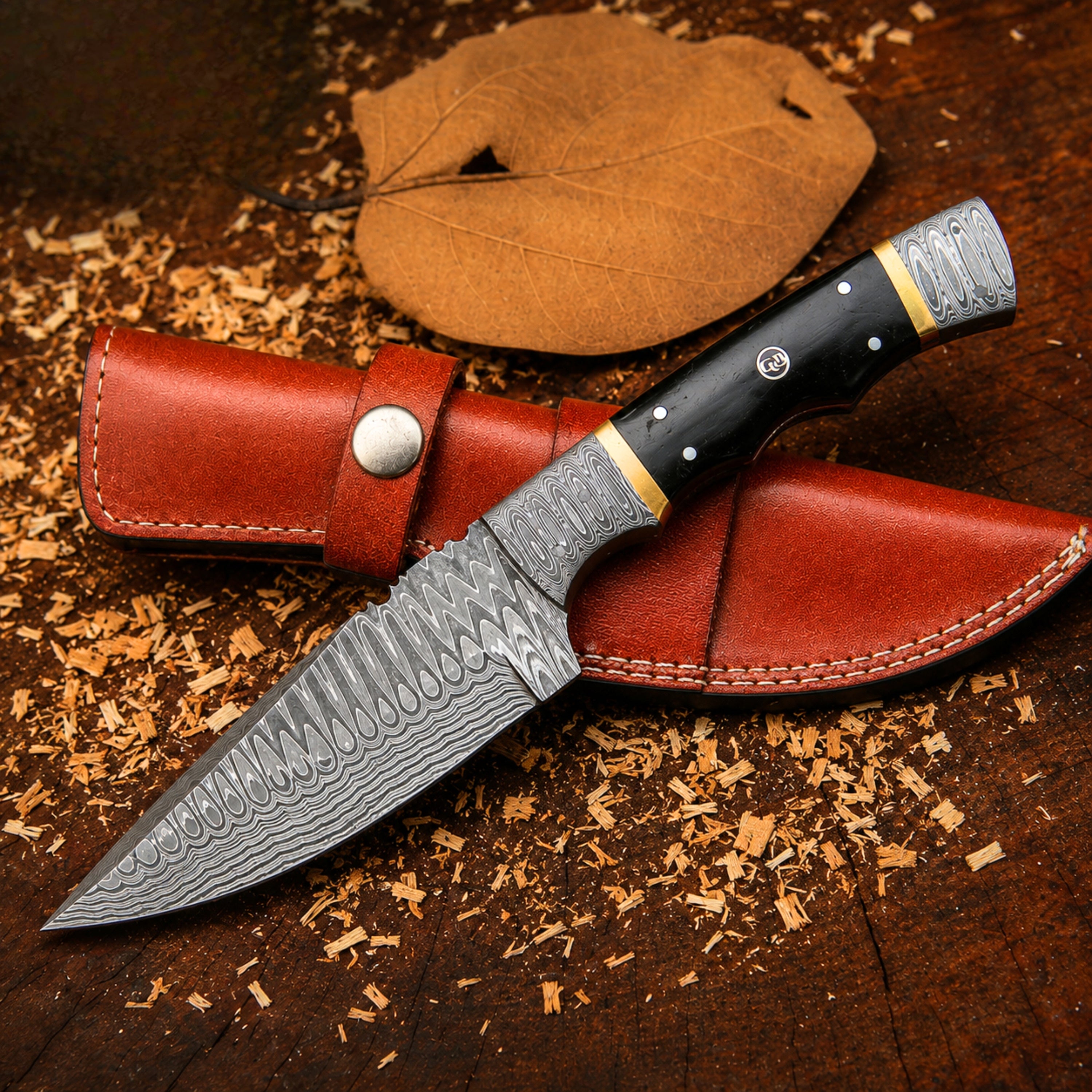 The Thorpe Hunter – 9 inch Hand-Forged Damascus Hunting Knife with