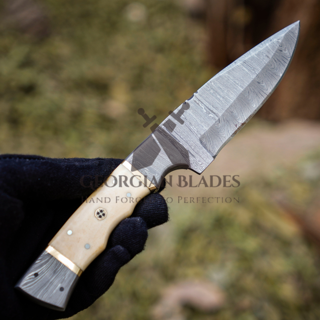Br'er Rabbit Blade - 8.5” Hand Forged Damascus Steel Full Tang Skinner Knife - Camel Bone Handle