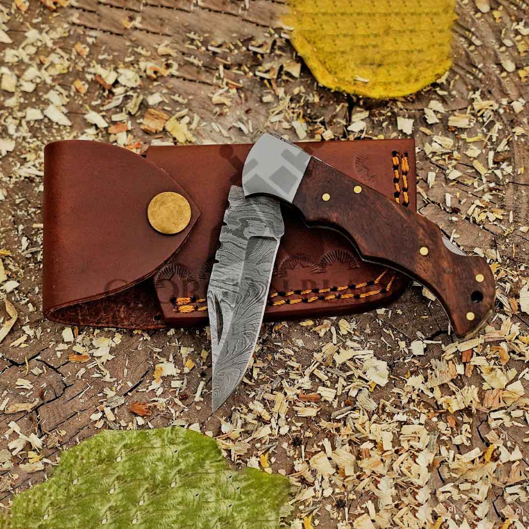 The George Washington Folding Knife - 6.5'' Back Lock Damascus Steel Knife with Rose Handle and Leather Sheath