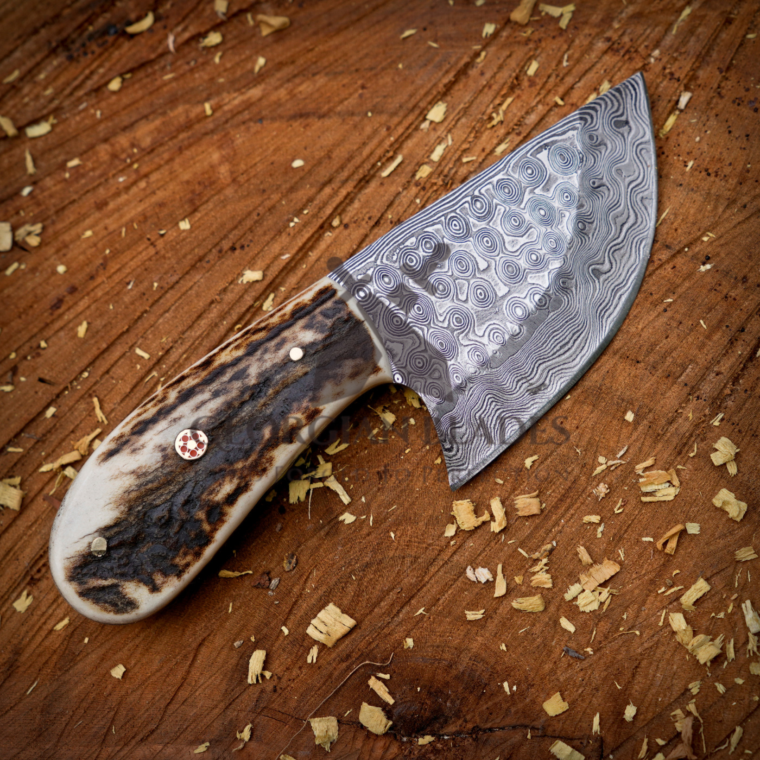The "Patton Hunter" - Hand-Forged Damascus Steel Blade Skinning Knife – Perfect for Outdoor Enthusiasts
