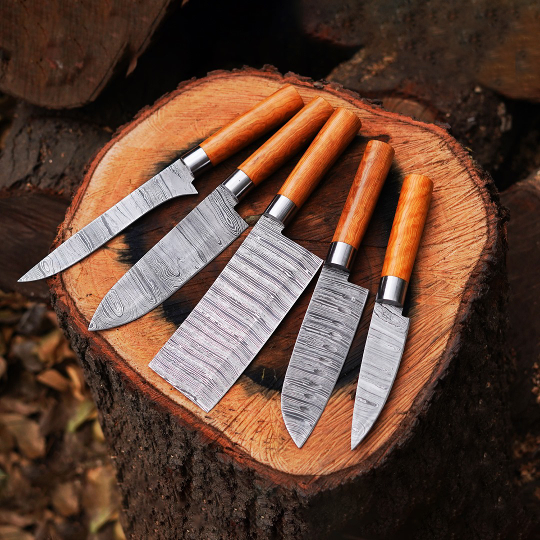 Hand outlets Made Damascus Steel Chef Set Knives