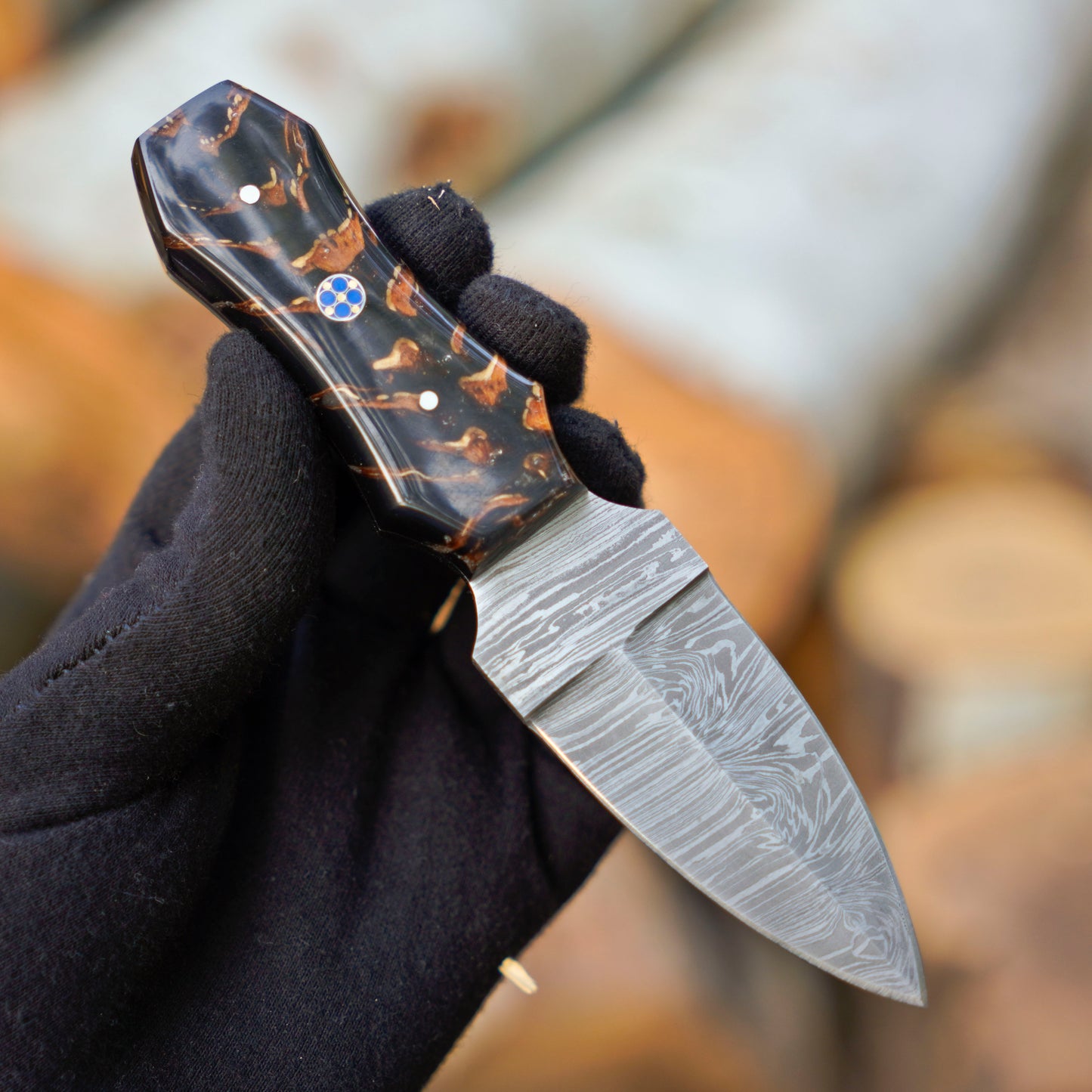 Pine Ridge – Damascus Steel Field Knife with Epoxy Pine-Cone Handle