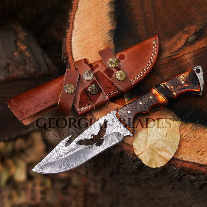 Eagle's Talon: 10.65" Full Tang Hand Forged Fixed Blade Gut Hook Damascus Steel Hunting Knife with Leather Sheath