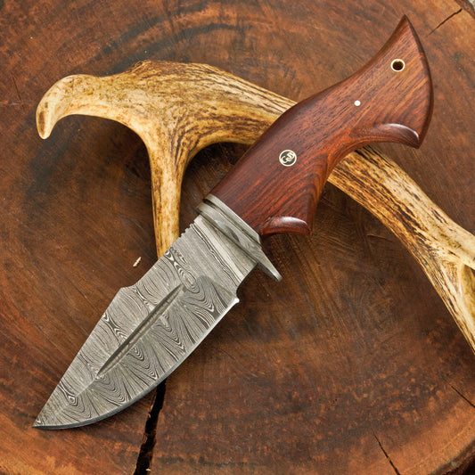 Outlander Edge – 10.5" Hand Forged Damascus Hunting Knife with Leather Sheath