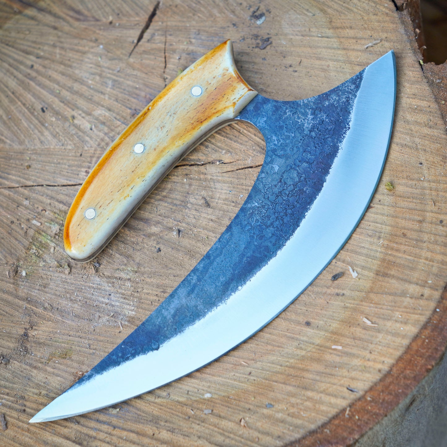 Northern Crescent – 8 inch Handmade Ulu Knife with Bone Torch Handle and Leather Sheath