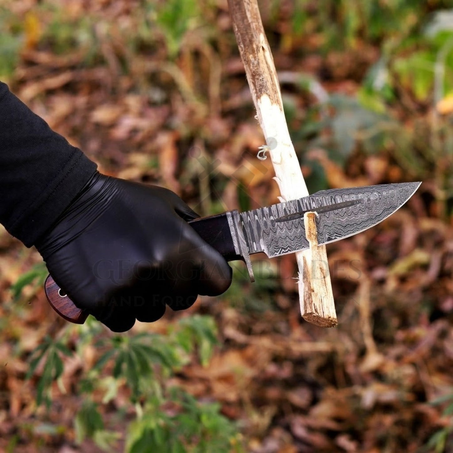 Onyx Seeker - 10.5 inch Hidden Tang Damascus Steel Hunting Knife