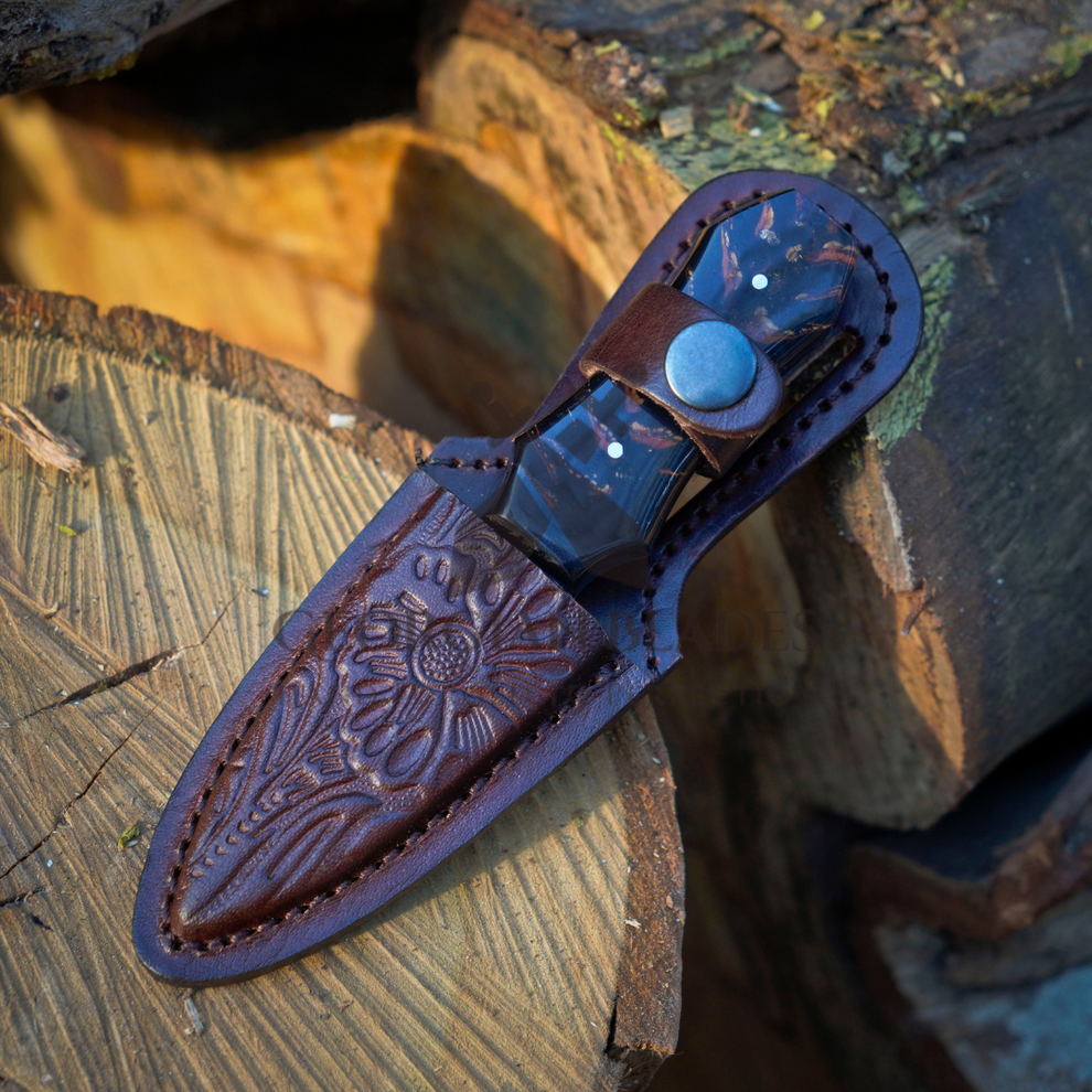Pine Ridge - 6 - inch Damascus Steel Field Knife with Epoxy Pine Cone ...