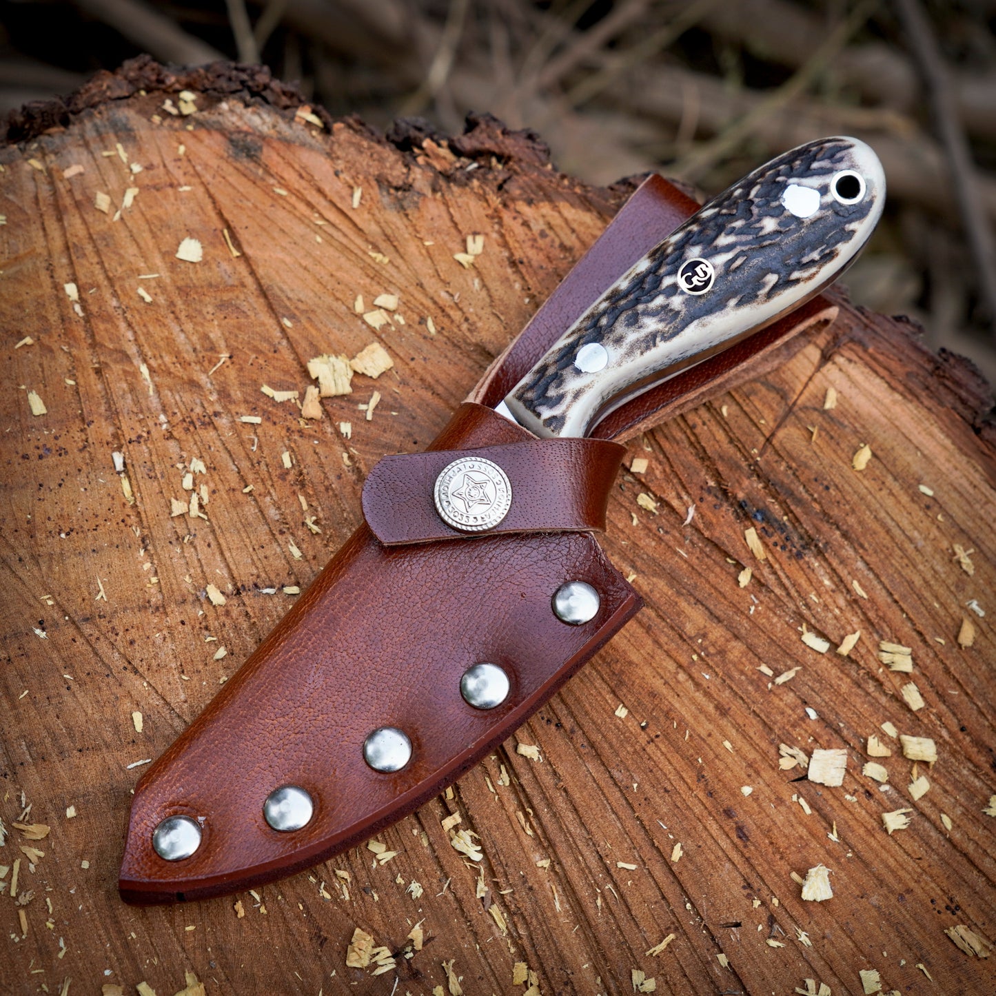 The Ghost Ridge Hunting Knife - Premium Hand Forged Full Tang Skinning Knife - Stag Antler Handle - D2 Steel- 7 inches