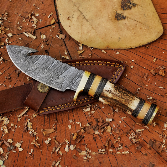 Wilderness Sentinel - 8.5 inch Hand Forged Damascus Hunting Knife