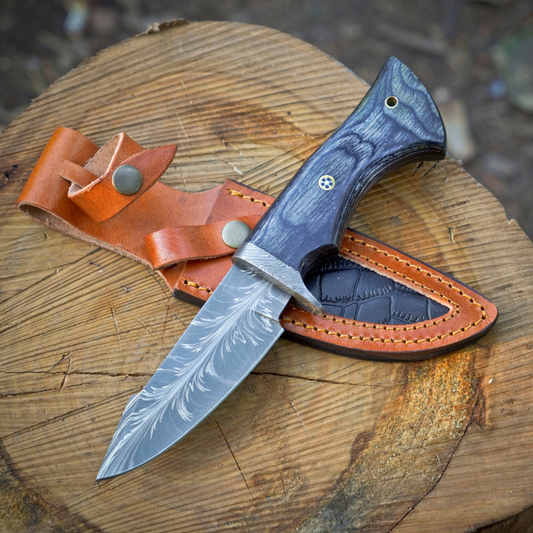 The Audie Hunter - Handcrafted Hunting Knife with Feather Damascus Blade & Leather Sheath