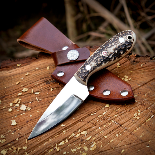 Premium Hand Forged Full Tang Skinning Knife - Stag Antler Handle - D2 Steel- 7 inches