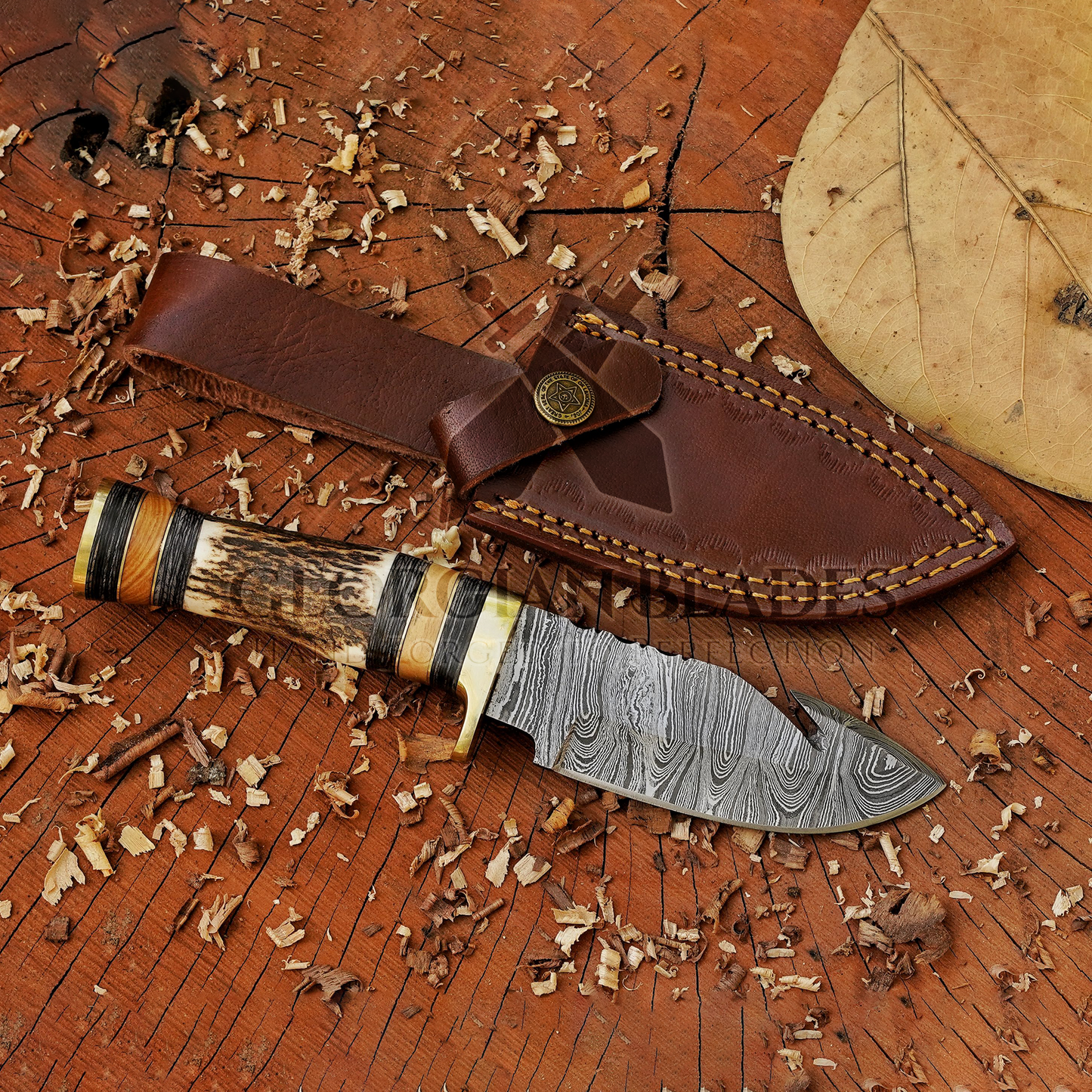 Wilderness Sentinel - 8.5 inch Hand Forged Damascus Hunting Knife