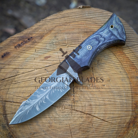 The Audie Hunter - Handcrafted Hunting Knife with Feather Damascus Blade & Leather Sheath
