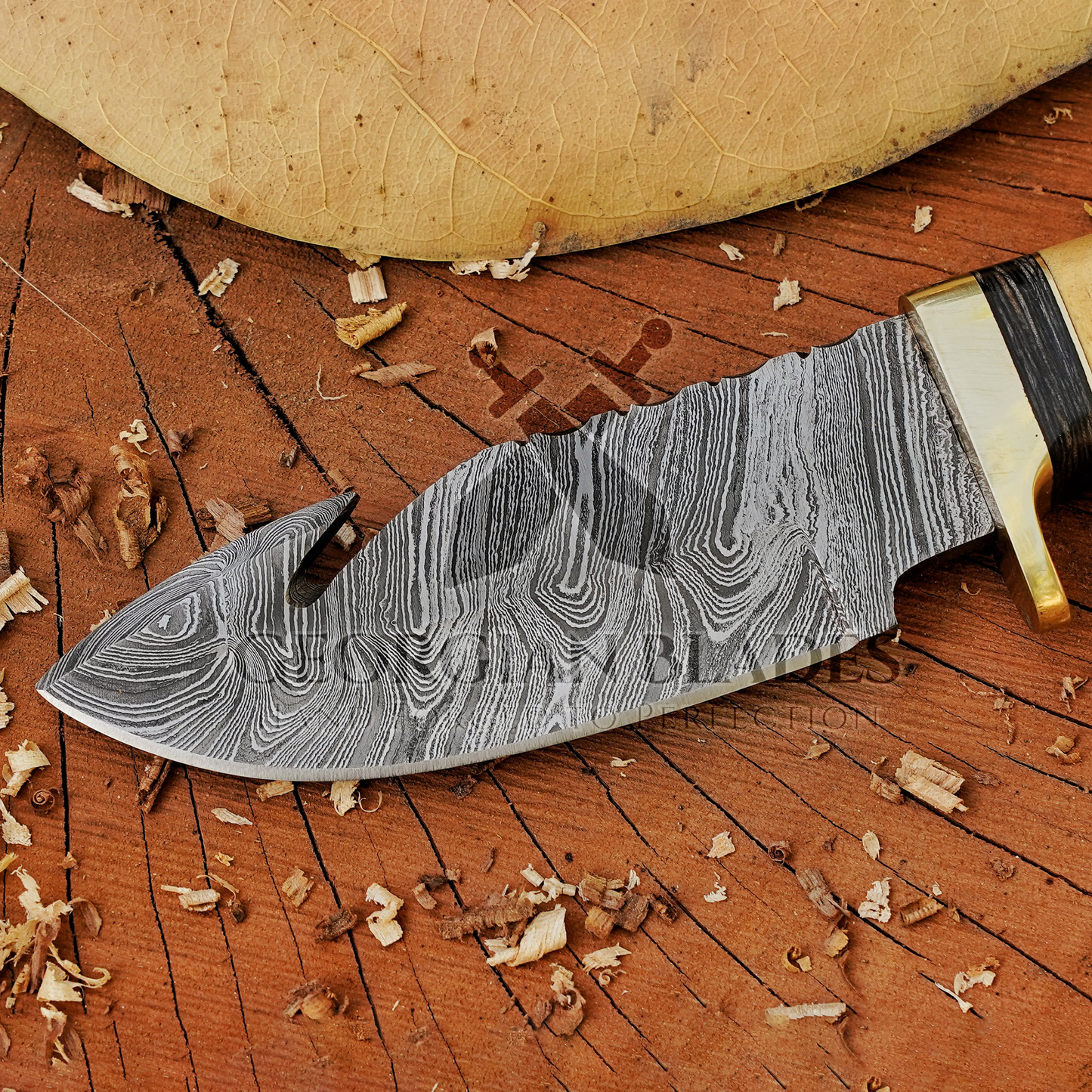 Wilderness Sentinel - 8.5 inch Hand Forged Damascus Hunting Knife