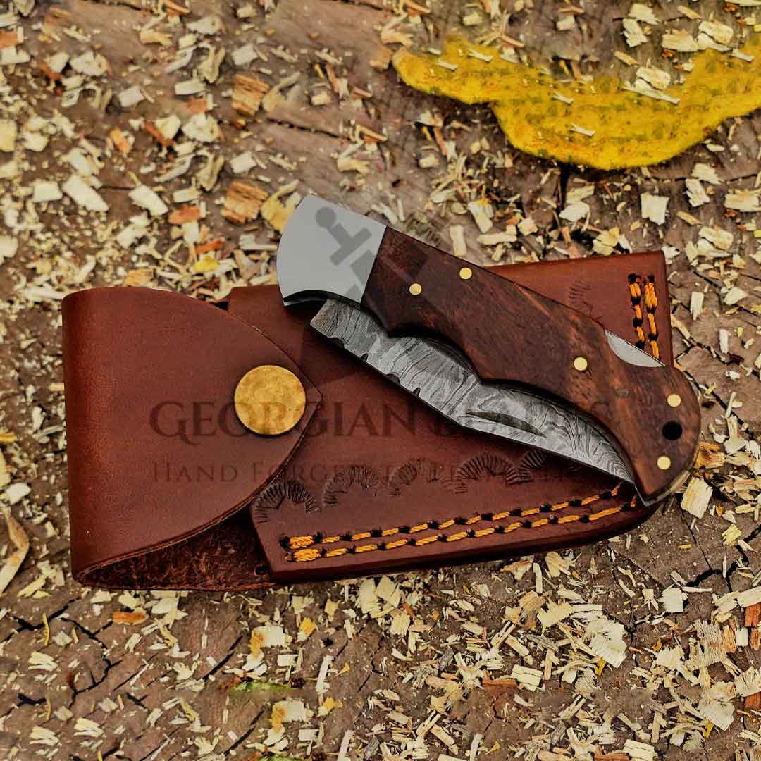 The George Washington Folding Knife - 6.5'' Back Lock Damascus Steel Knife with Rose Handle and Leather Sheath