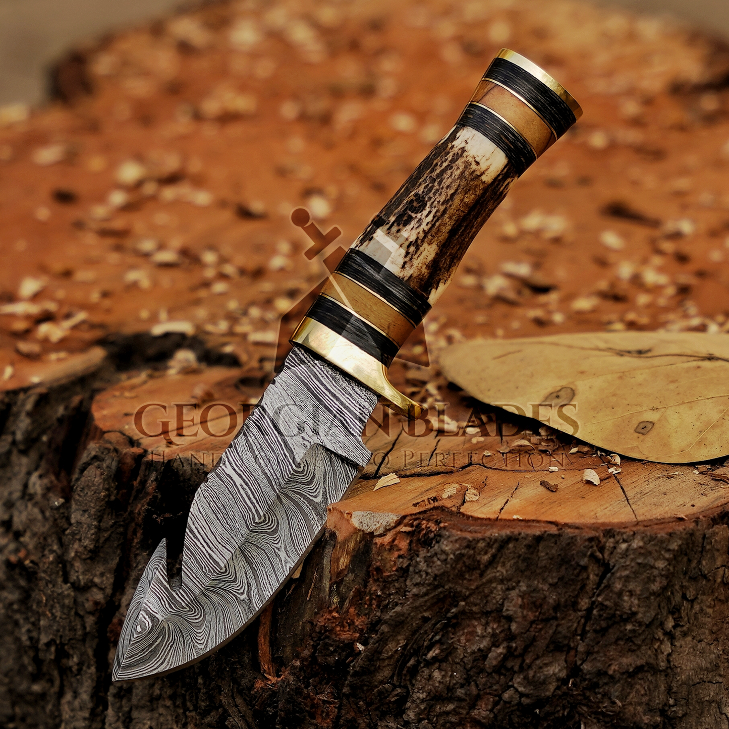 Wilderness Sentinel - 8.5 inch Hand Forged Damascus Hunting Knife