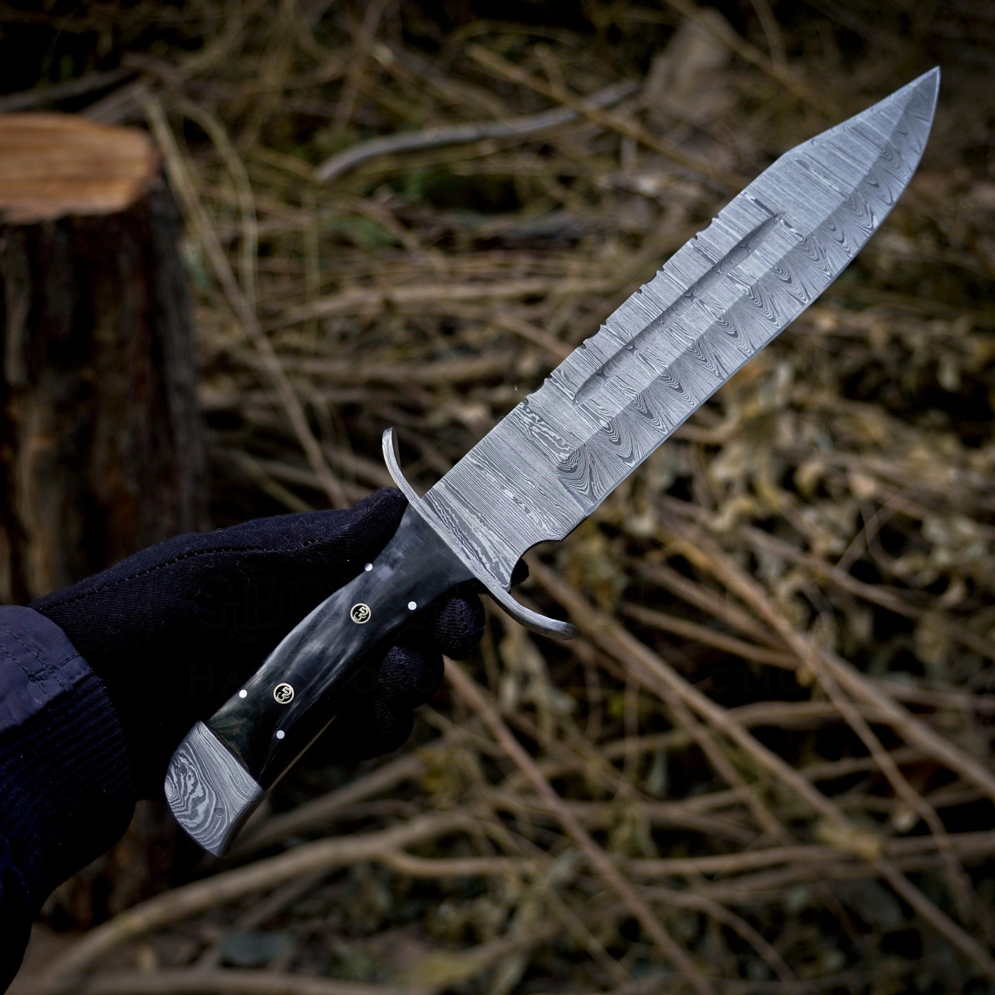 Frontier Finder: 15" Handmade Damascus Steel Bowie Knife- Buffalo Horn Handle