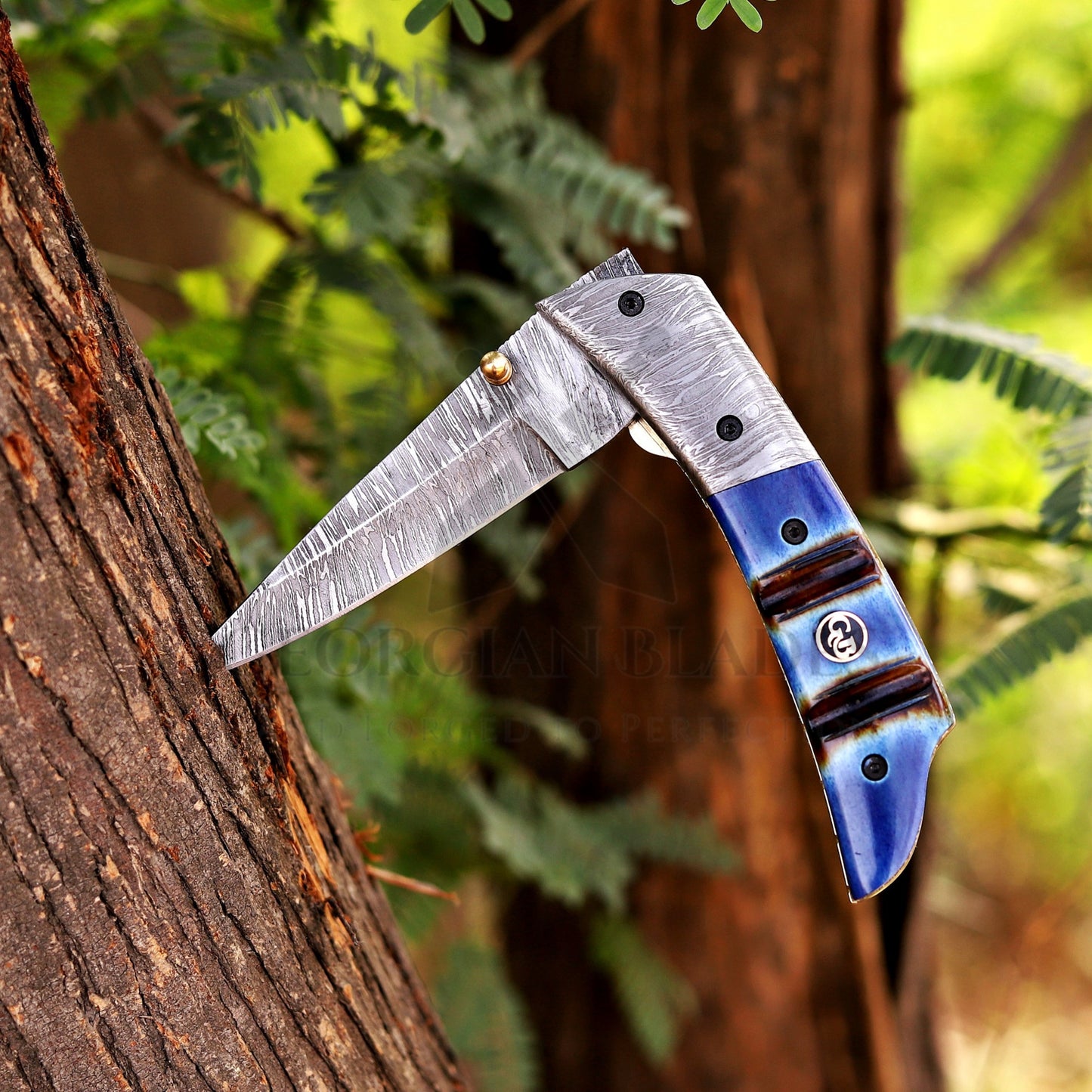 The Sullivan Folder 7.5-inch Hand Forged Damascus Steel Pocket Knife with Leather Sheath