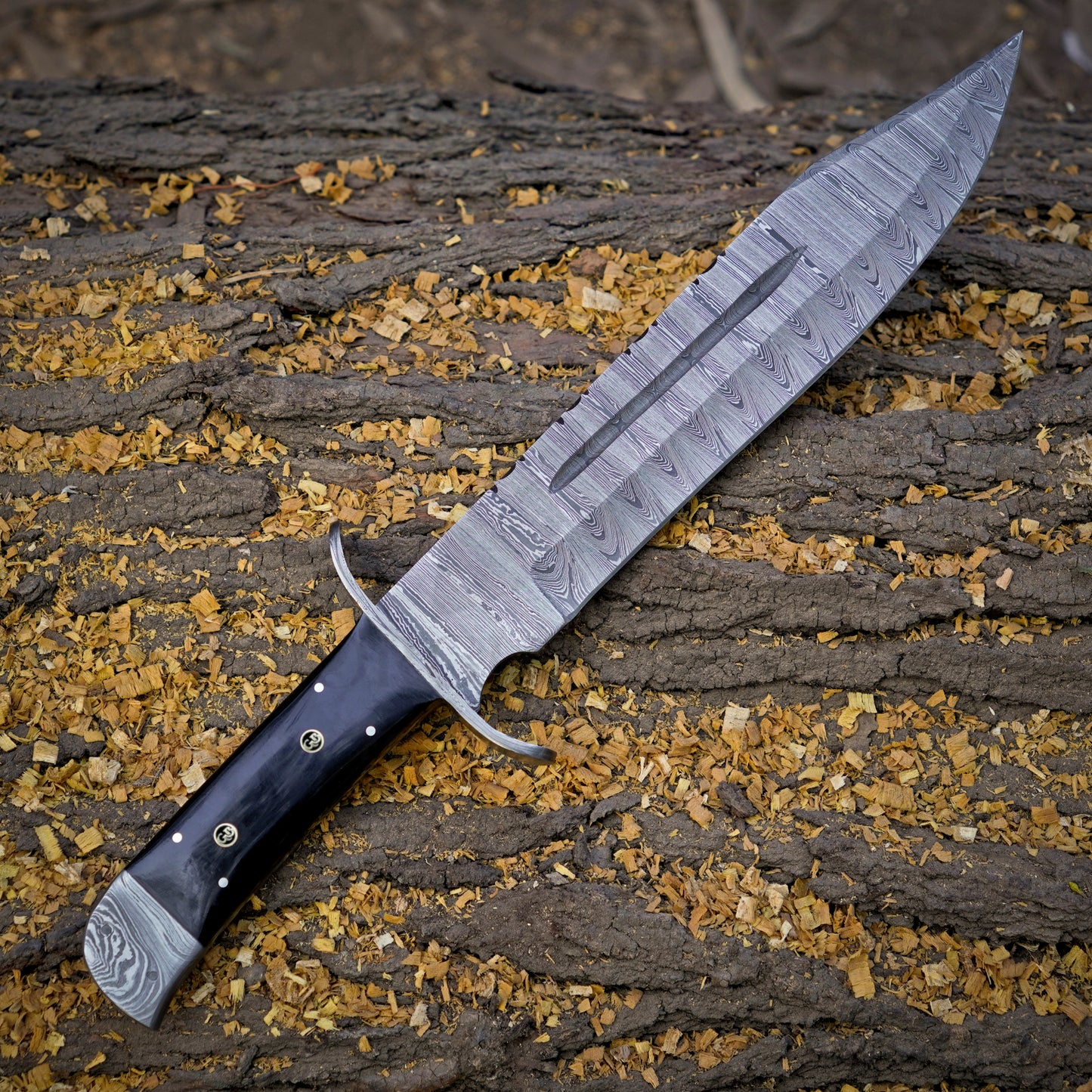 Frontier Finder: 15" Handmade Damascus Steel Bowie Knife- Buffalo Horn Handle