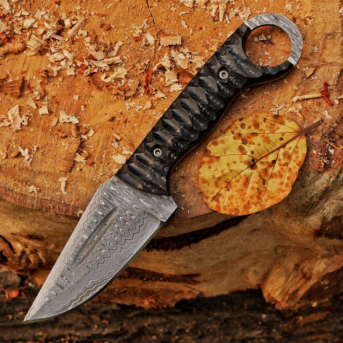 Ridgeback Skinner — 9" Hand-Forged Ladder Damascus Skinning Knife with Ring Pommel