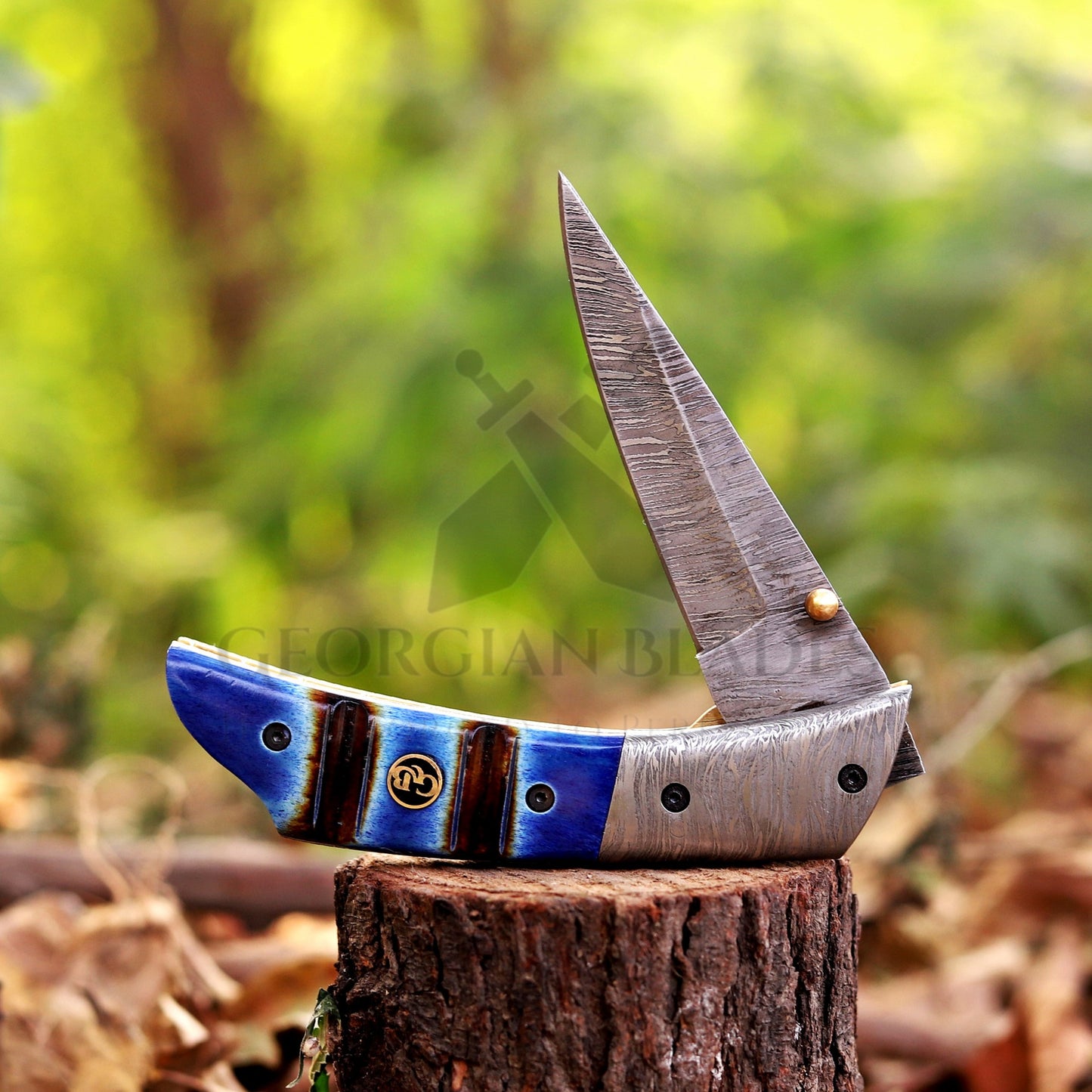 The Sullivan Folder 7.5-inch Hand Forged Damascus Steel Pocket Knife with Leather Sheath