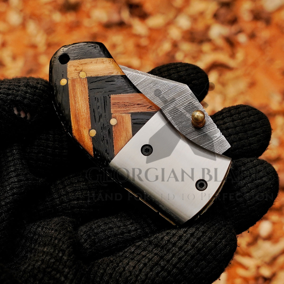Small EDC folding knife from Georgian Blades: Mini Marvel