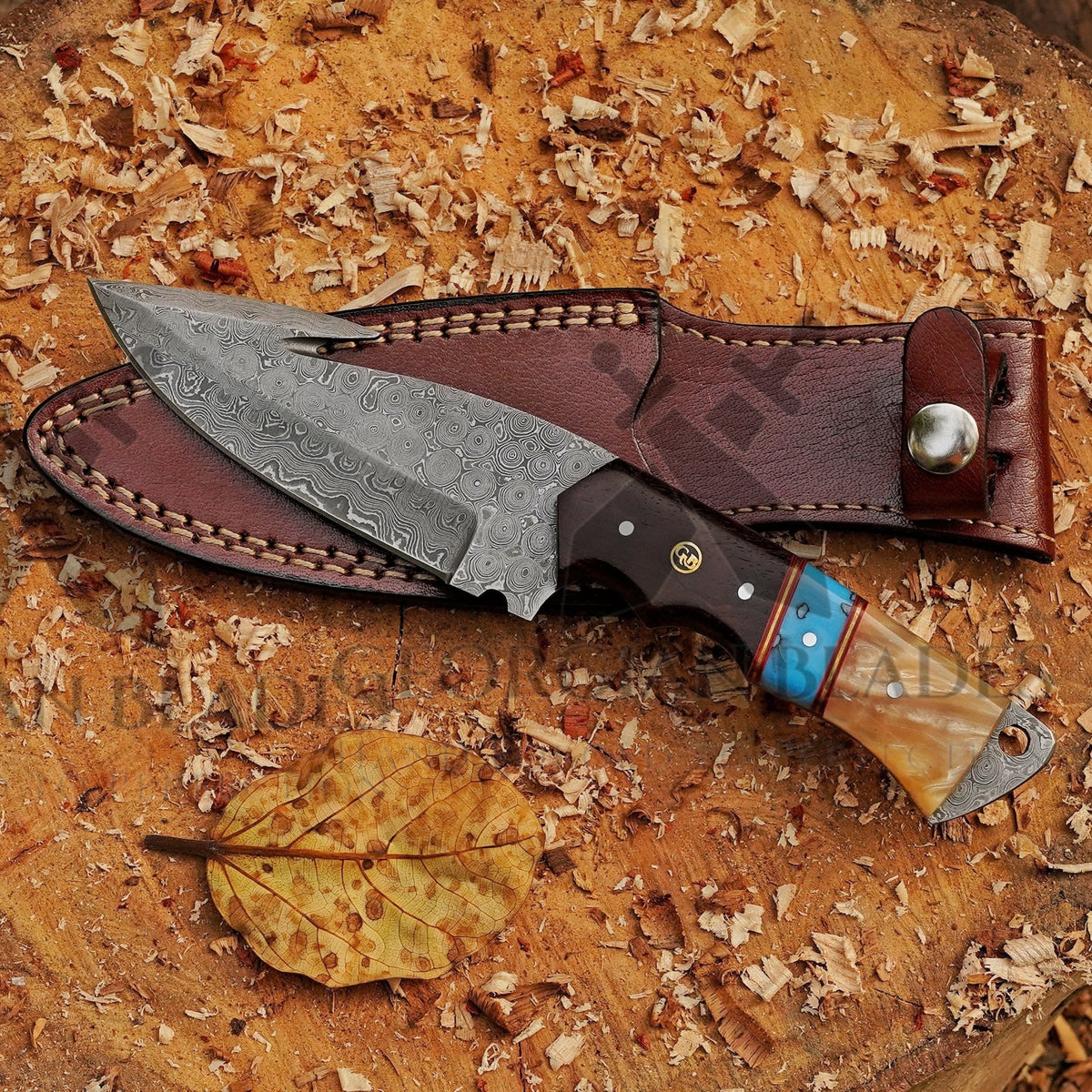 Trailblazer's Blade - 9" Hand Forged Damascus Steel Hunting Knife with Leather Sheath