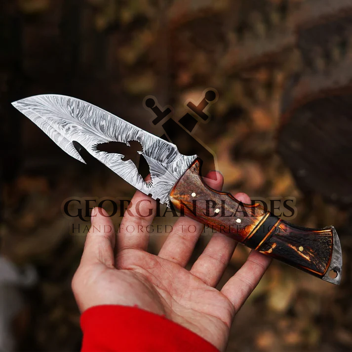 Eagle's Talon: 11.5" Full Tang Hand Forged Fixed Blade Gut Hook Damascus Steel Hunting Knife with Leather Sheath