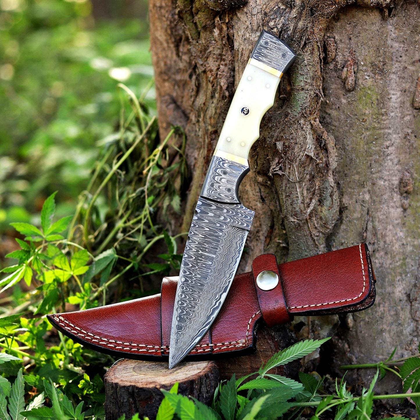 Br'er Rabbit Blade -  9” Hand Forged Damascus Steel Full Tang Skinner Knife - Camel Bone Handle