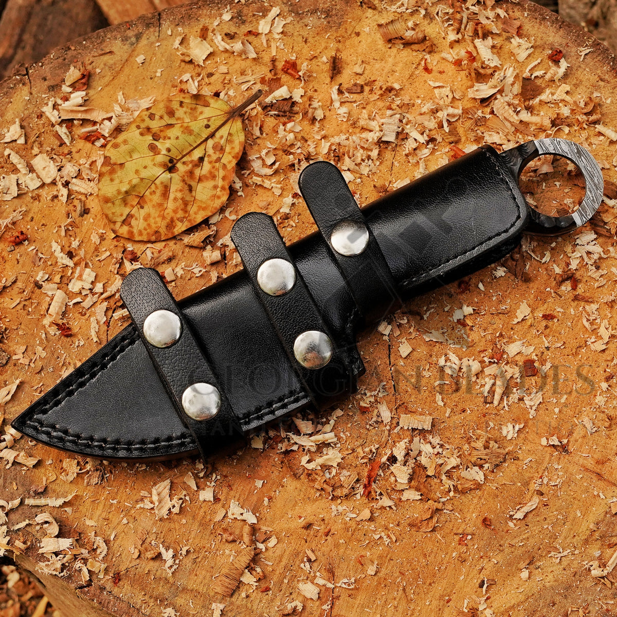 Ridgeback Skinner — 9" Hand-Forged Ladder Damascus Skinning Knife with Ring Pommel
