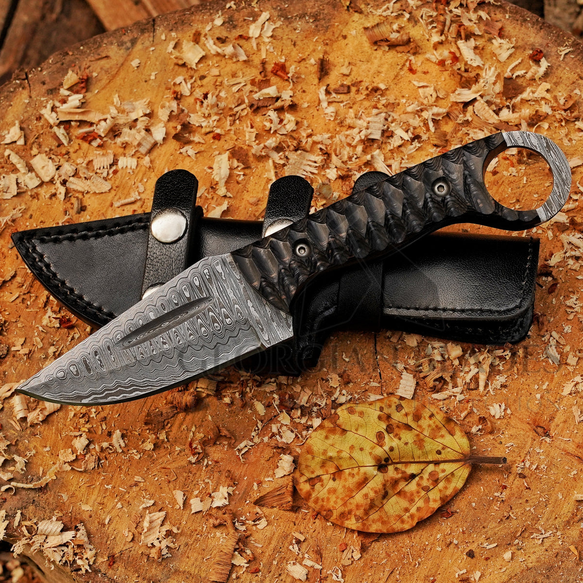 Ridgeback Skinner — 9" Hand-Forged Ladder Damascus Skinning Knife with Ring Pommel