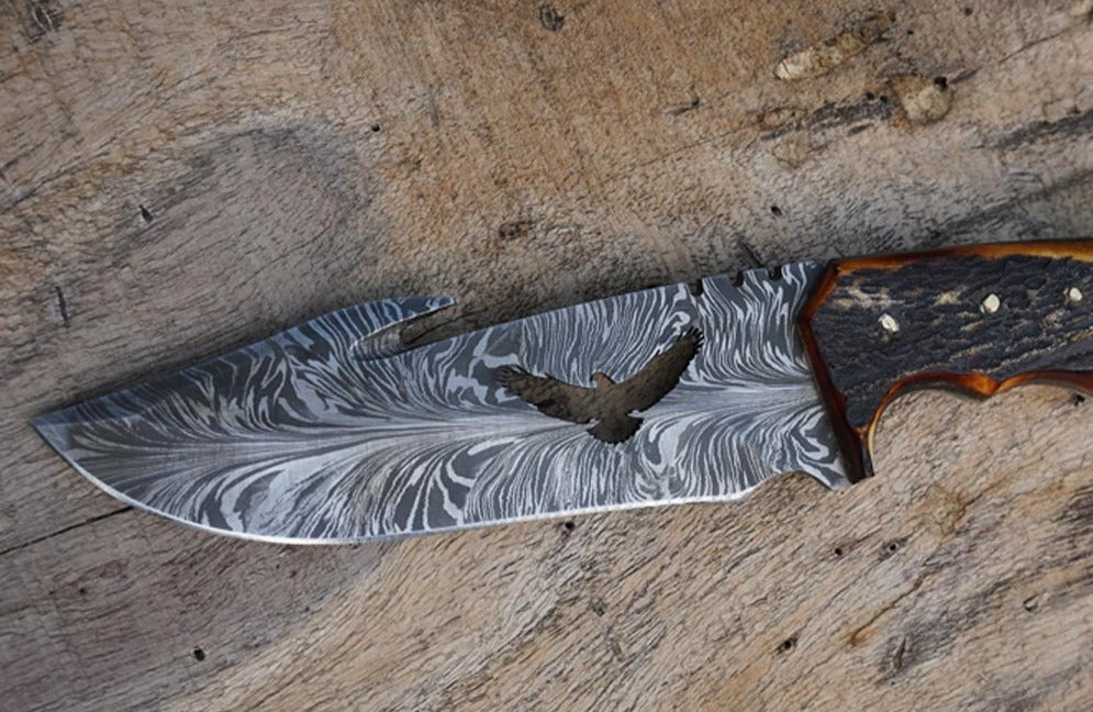 Hand Forged Full Tang Damascus Steel Hunting Knife with Gut Hook ...