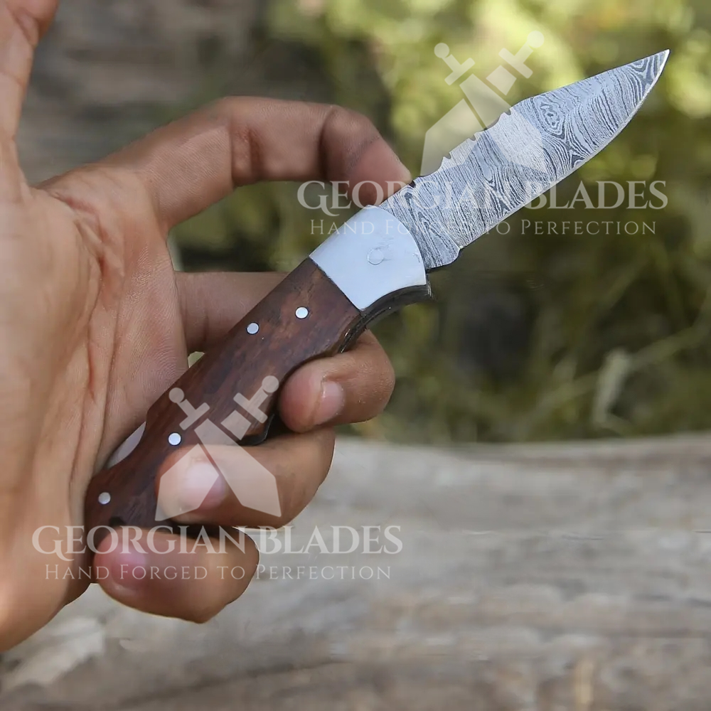 The George Washington Folding Knife - 6.5'' Back Lock Damascus Steel Knife with Rose Handle and Leather Sheath