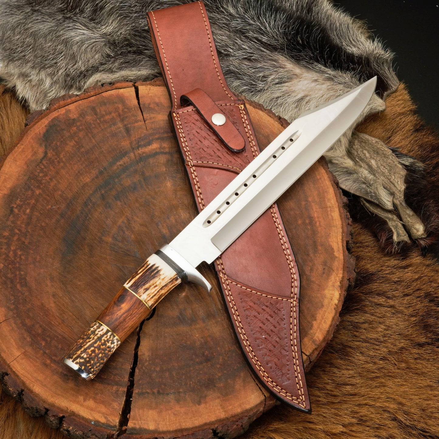Wild West Warrior: Bowie Knife - Handmade D2 Bowie Knife Steel Hunting Fix Blade - Stag Antler & Wood Handle