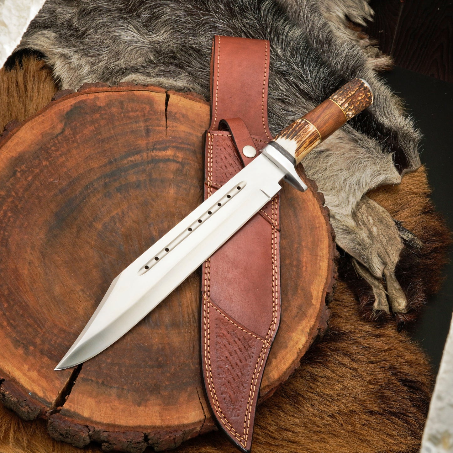 Wild West Warrior: Bowie Knife - Handmade D2 Bowie Knife Steel Hunting Fix Blade - Stag Antler & Wood Handle