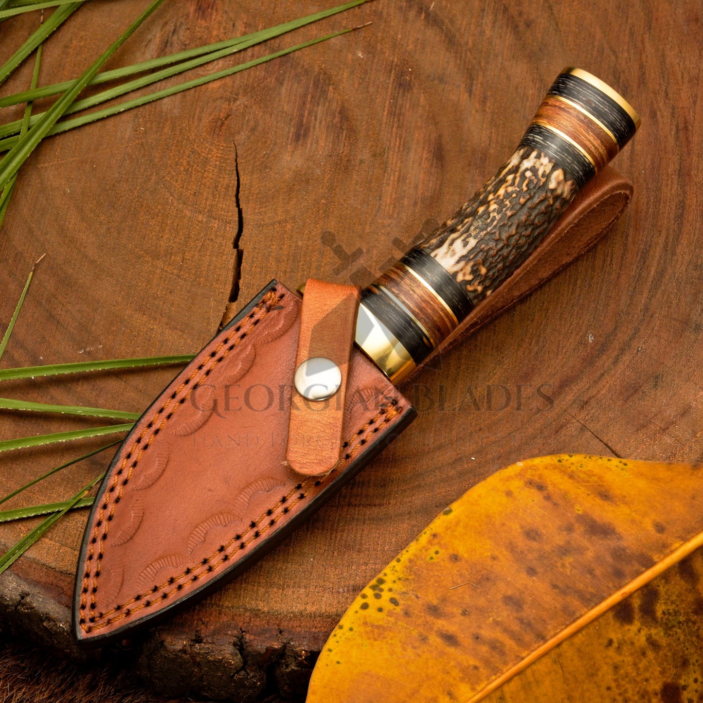 Wilderness Sentinel - 8.5 inch Hand Forged Damascus Hunting Knife